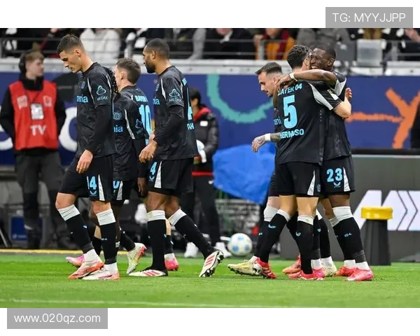 拔罐助吉拉西美因茨梅开二度